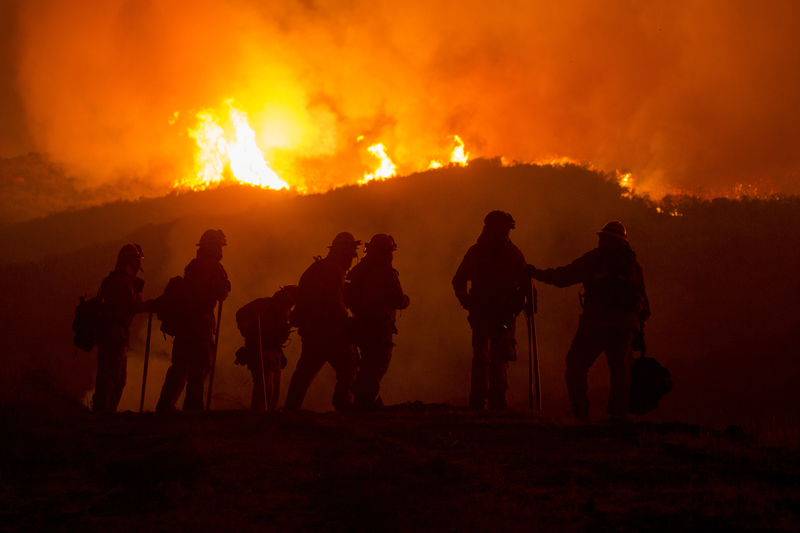 Thomas Fire, Ventura, CA, Los Padres NF, 2017/ Prescribed burning can reduce wildfire risk